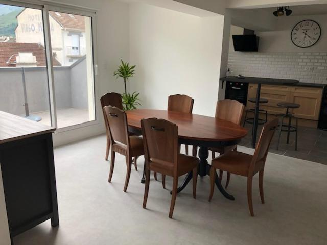 Апартаменты Loft Reve Du Soir 125 M2 Climatise 350 M De La Gare Лурд Экстерьер фото